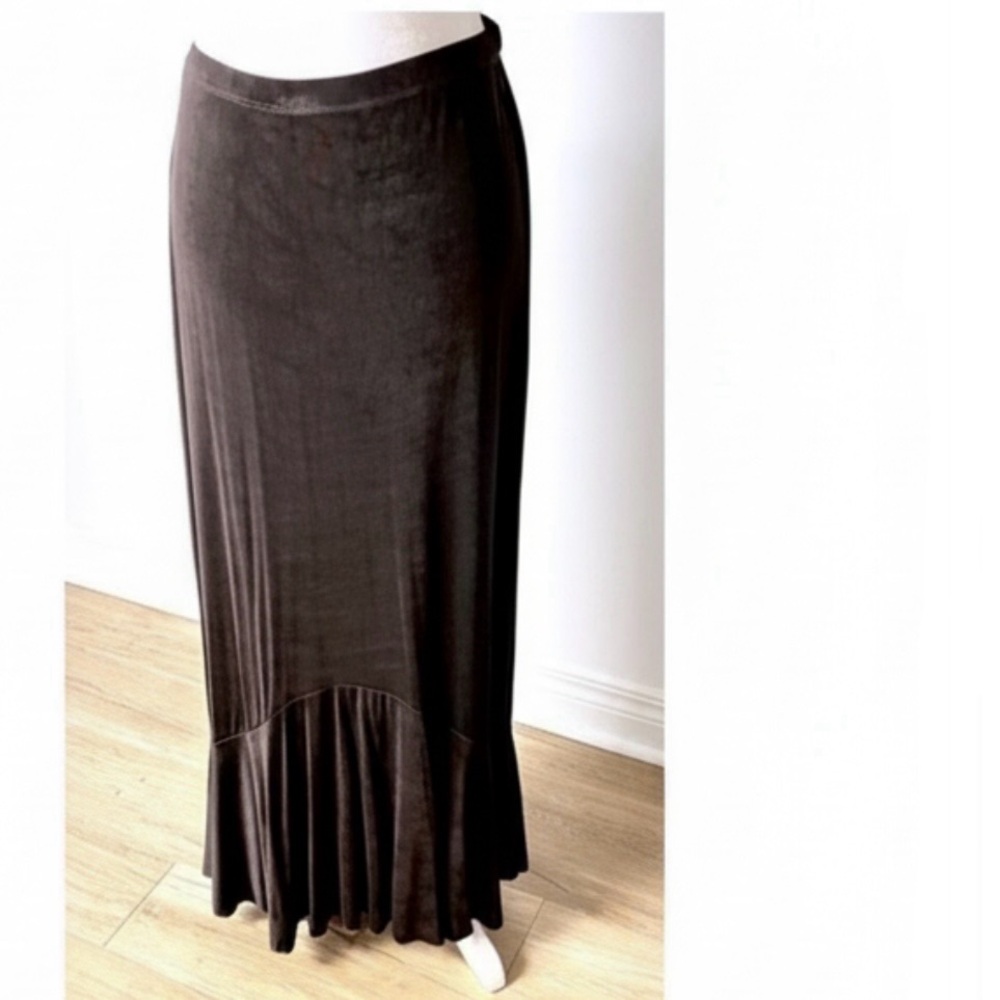 🇨🇦 Vintage 90s Brown Jersey Maxi Skirt | Sculptural Flounce Hem | Minimalist